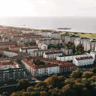 Stadsvy i fågelperspektiv